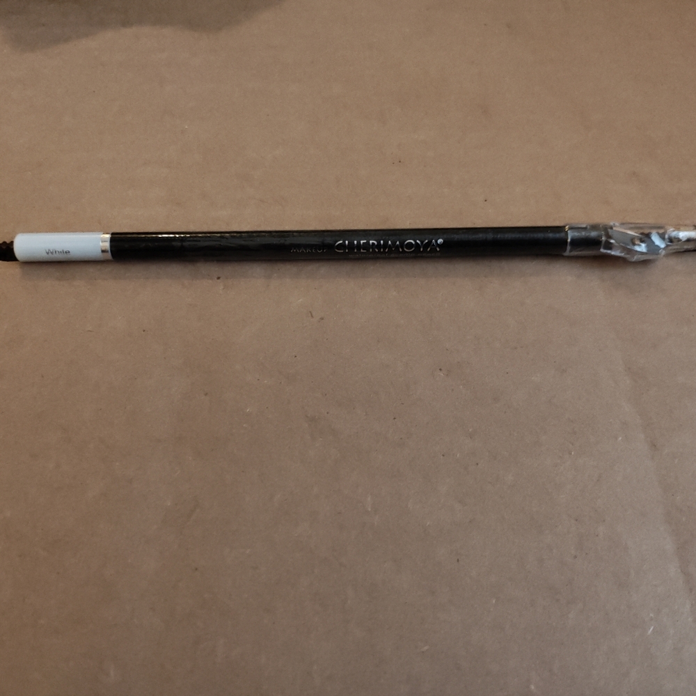 Max Makeup Cherimoya Waterproof Eye & Lip Pencil (White) w/ Sharpener - NEW